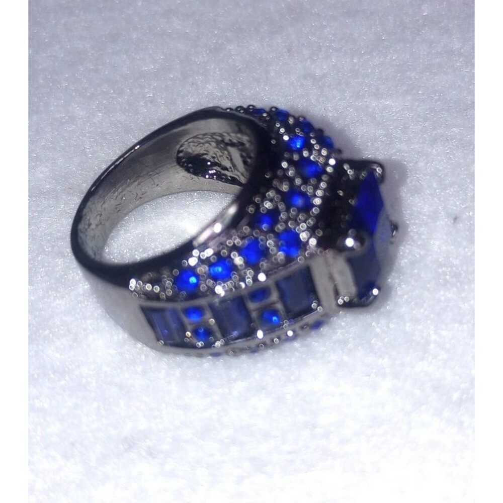 Blue Sapphire Princess Cut Ring / Gem Stone